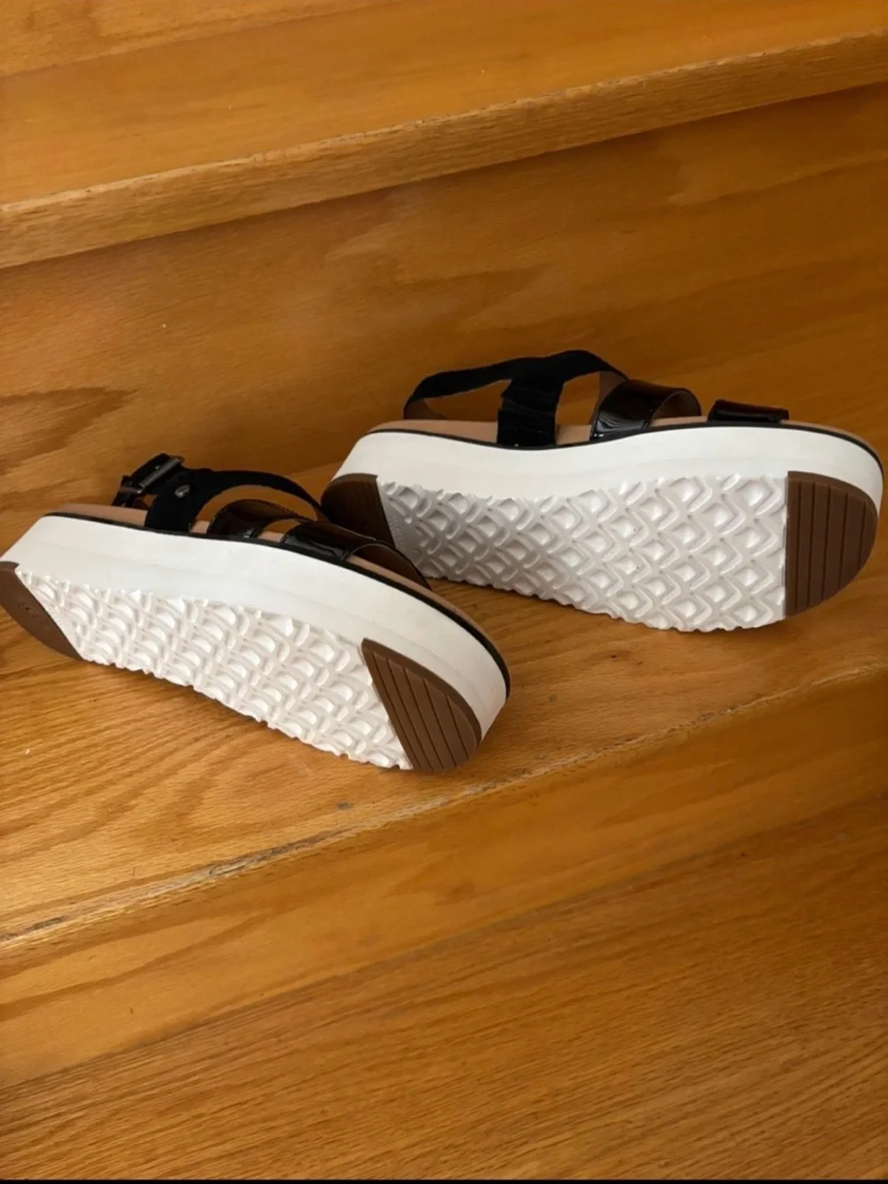 UGG Black Patent & Suede Platform Sandals - Picture 3 of 3